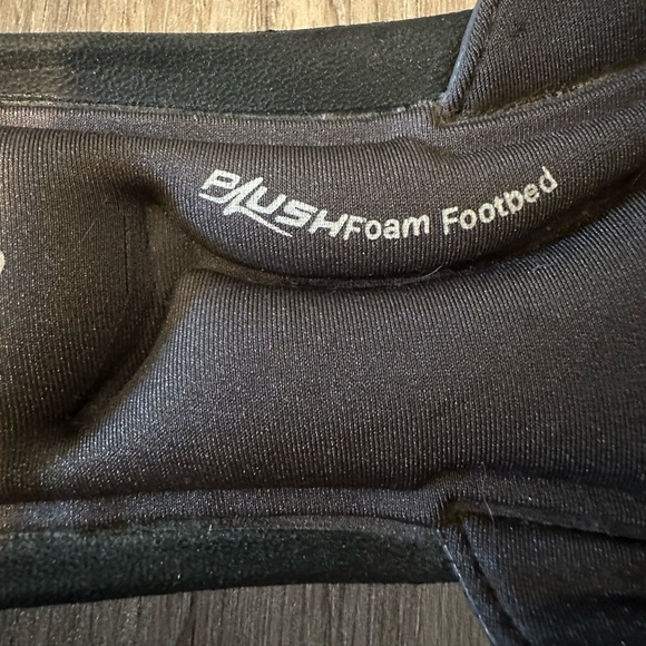 New Balance Slip On Slides - Picture 5 of 5